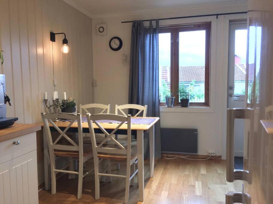 Cosy Flat For 4 Persons Appartement Kristiansand Buitenkant foto